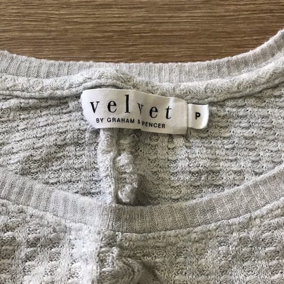 Top - Picture 4 of 5